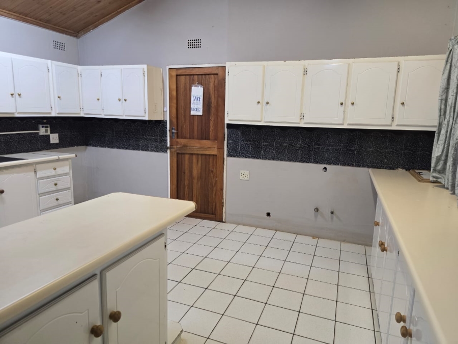 To Let 6 Bedroom Property for Rent in Kuruman Northern Cape